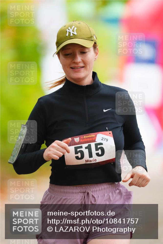 11.10.2026 - Bramfelder Halbmarathon 2026 LAZAROV Photography http://msf.ph/oto/10841757 11.10.2026 10:13:03 Laufen 35, 279, 515 meine-sportfotos.de