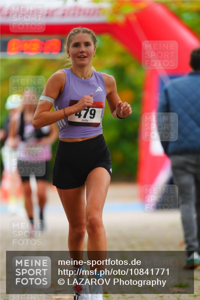 11.10.2026 - Bramfelder Halbmarathon 2026 LAZAROV Photography http://msf.ph/oto/10841771 11.10.2026 10:13:15 Laufen 479 meine-sportfotos.de