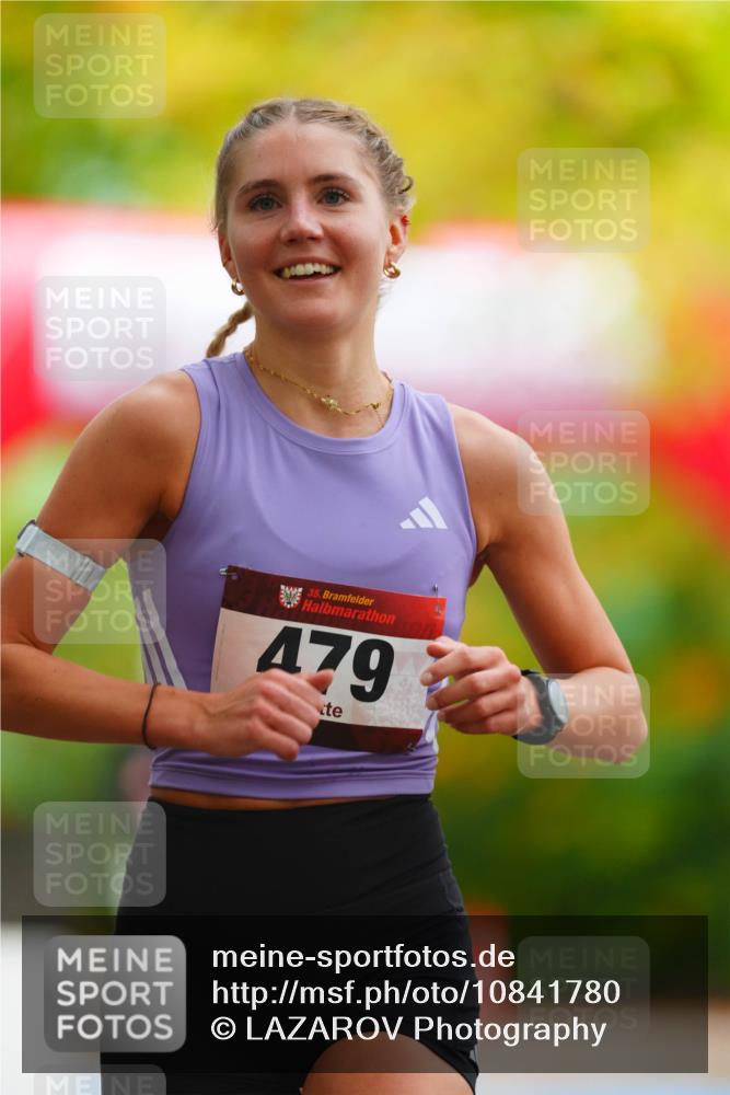 11.10.2026 - Bramfelder Halbmarathon 2026 LAZAROV Photography http://msf.ph/oto/10841780 11.10.2026 10:13:17 Laufen 35, 479 meine-sportfotos.de