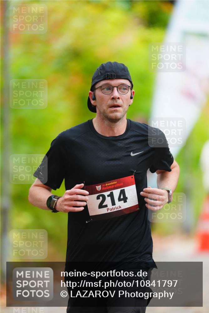 11.10.2026 - Bramfelder Halbmarathon 2026 LAZAROV Photography http://msf.ph/oto/10841797 11.10.2026 10:14:07 Laufen 10, 35, 214 meine-sportfotos.de