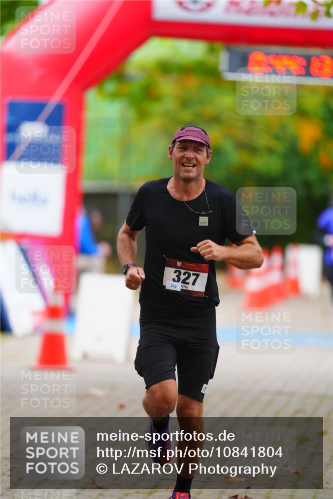 11.10.2026 - Bramfelder Halbmarathon 2026 LAZAROV Photography http://msf.ph/oto/10841804 11.10.2026 10:14:10 Laufen 327, 262 meine-sportfotos.de