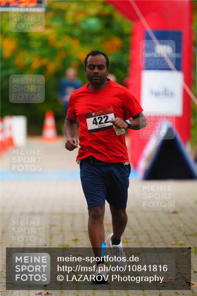 11.10.2026 - Bramfelder Halbmarathon 2026 LAZAROV Photography http://msf.ph/oto/10841816 11.10.2026 10:14:28 Laufen 422, 6 meine-sportfotos.de