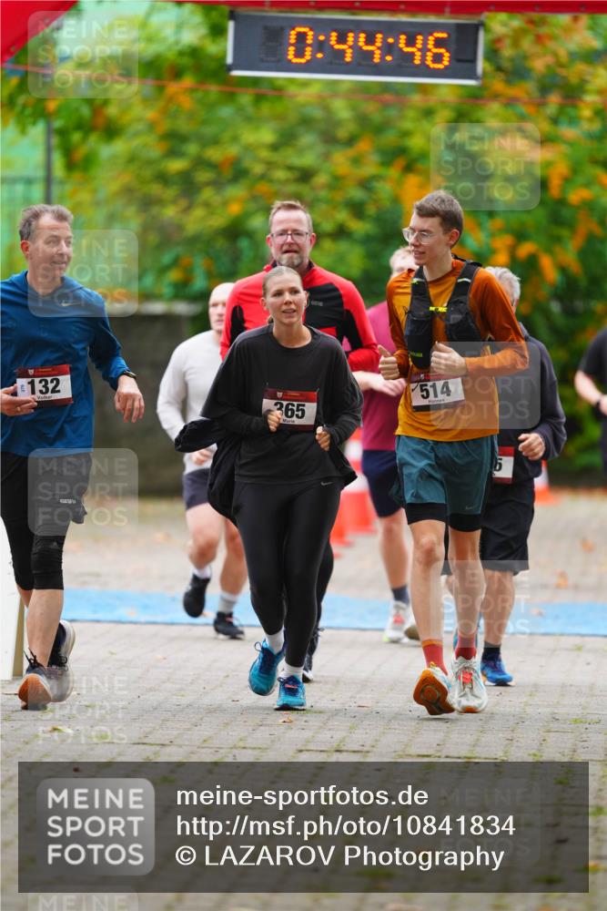 11.10.2026 - Bramfelder Halbmarathon 2026 LAZAROV Photography http://msf.ph/oto/10841834 11.10.2026 10:14:44 Laufen 0, 44, 46, 132, 365, 514, 5 meine-sportfotos.de