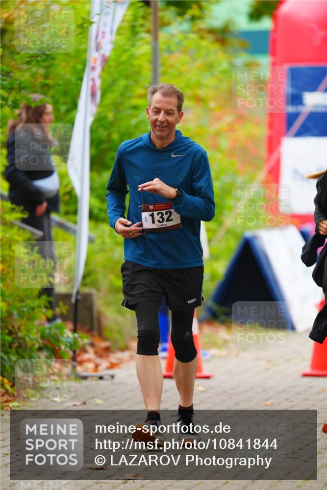 11.10.2026 - Bramfelder Halbmarathon 2026 LAZAROV Photography http://msf.ph/oto/10841844 11.10.2026 10:14:48 Laufen 132 meine-sportfotos.de