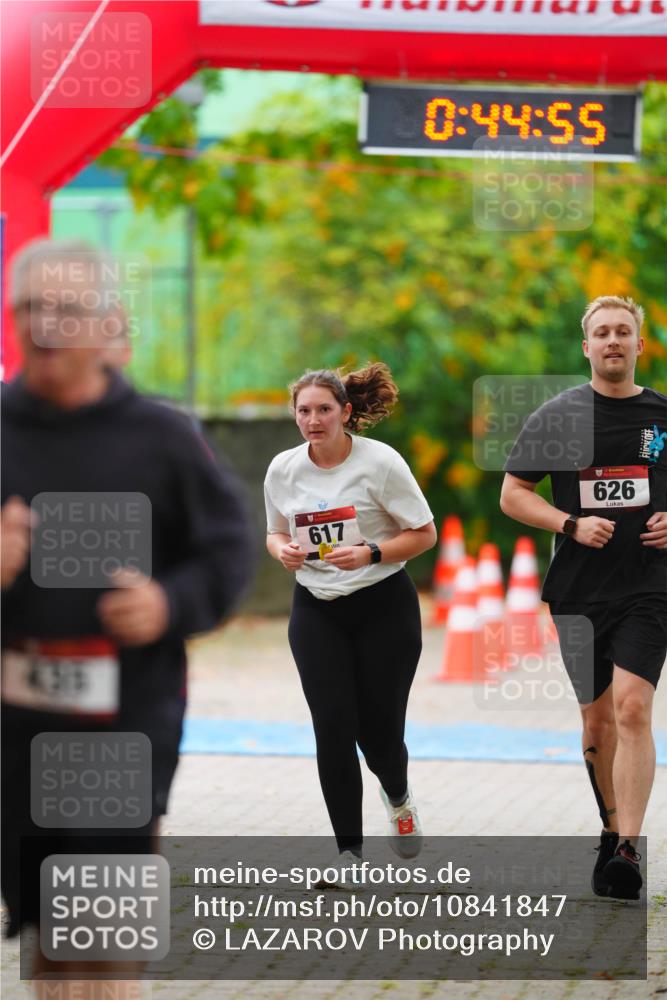 11.10.2026 - Bramfelder Halbmarathon 2026 LAZAROV Photography http://msf.ph/oto/10841847 11.10.2026 10:14:53 Laufen 435, 0, 44, 55, 617, 626 meine-sportfotos.de