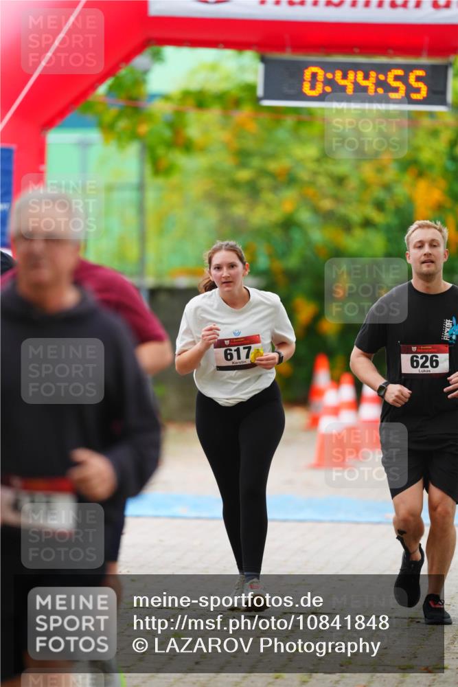 11.10.2026 - Bramfelder Halbmarathon 2026 LAZAROV Photography http://msf.ph/oto/10841848 11.10.2026 10:14:53 Laufen 0, 44, 55, 617, 626 meine-sportfotos.de