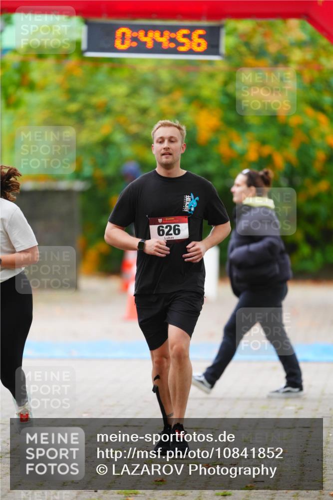 11.10.2026 - Bramfelder Halbmarathon 2026 LAZAROV Photography http://msf.ph/oto/10841852 11.10.2026 10:14:54 Laufen 626, 0, 44, 56 meine-sportfotos.de