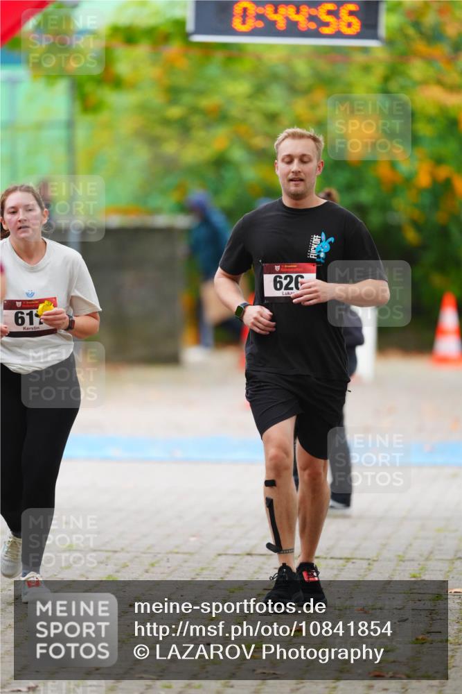 11.10.2026 - Bramfelder Halbmarathon 2026 LAZAROV Photography http://msf.ph/oto/10841854 11.10.2026 10:14:54 Laufen 61, 626, 0, 44, 56 meine-sportfotos.de