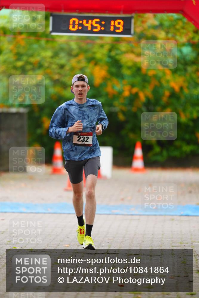 11.10.2026 - Bramfelder Halbmarathon 2026 LAZAROV Photography http://msf.ph/oto/10841864 11.10.2026 10:15:17 Laufen 0, 45, 19, 232 meine-sportfotos.de