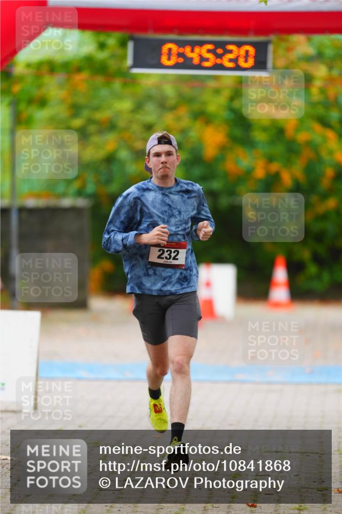 11.10.2026 - Bramfelder Halbmarathon 2026 LAZAROV Photography http://msf.ph/oto/10841868 11.10.2026 10:15:18 Laufen 0, 45, 20, 232 meine-sportfotos.de