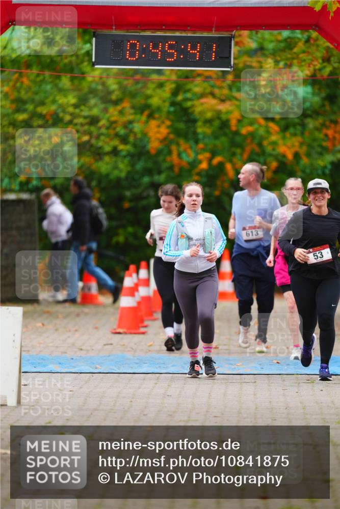 11.10.2026 - Bramfelder Halbmarathon 2026 LAZAROV Photography http://msf.ph/oto/10841875 11.10.2026 10:15:39 Laufen 613, 53 meine-sportfotos.de