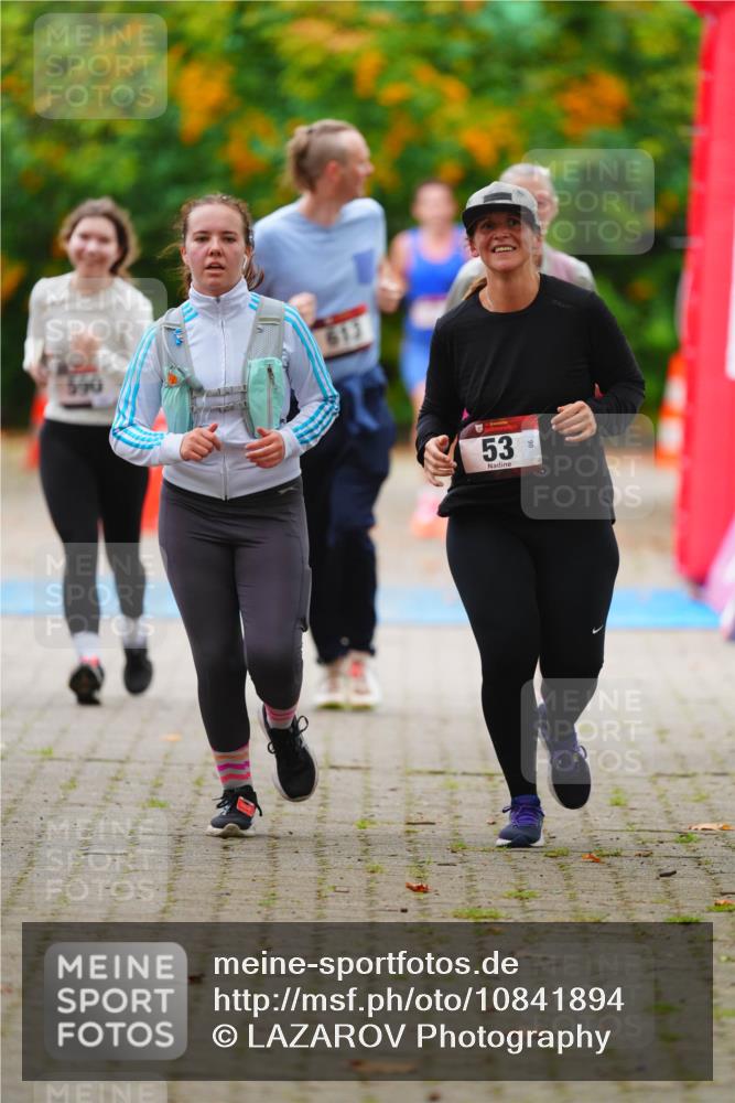 11.10.2026 - Bramfelder Halbmarathon 2026 LAZAROV Photography http://msf.ph/oto/10841894 11.10.2026 10:15:45 Laufen 590, 613, 53, 0 meine-sportfotos.de