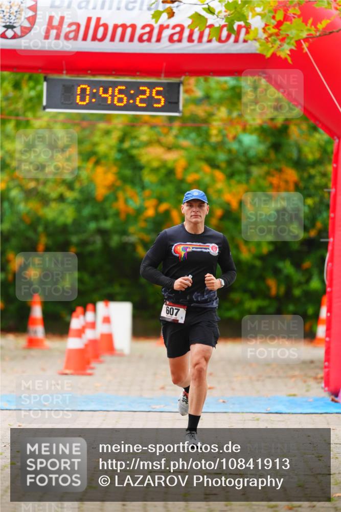 11.10.2026 - Bramfelder Halbmarathon 2026 LAZAROV Photography http://msf.ph/oto/10841913 11.10.2026 10:16:23 Laufen 0, 46, 25, 607 meine-sportfotos.de