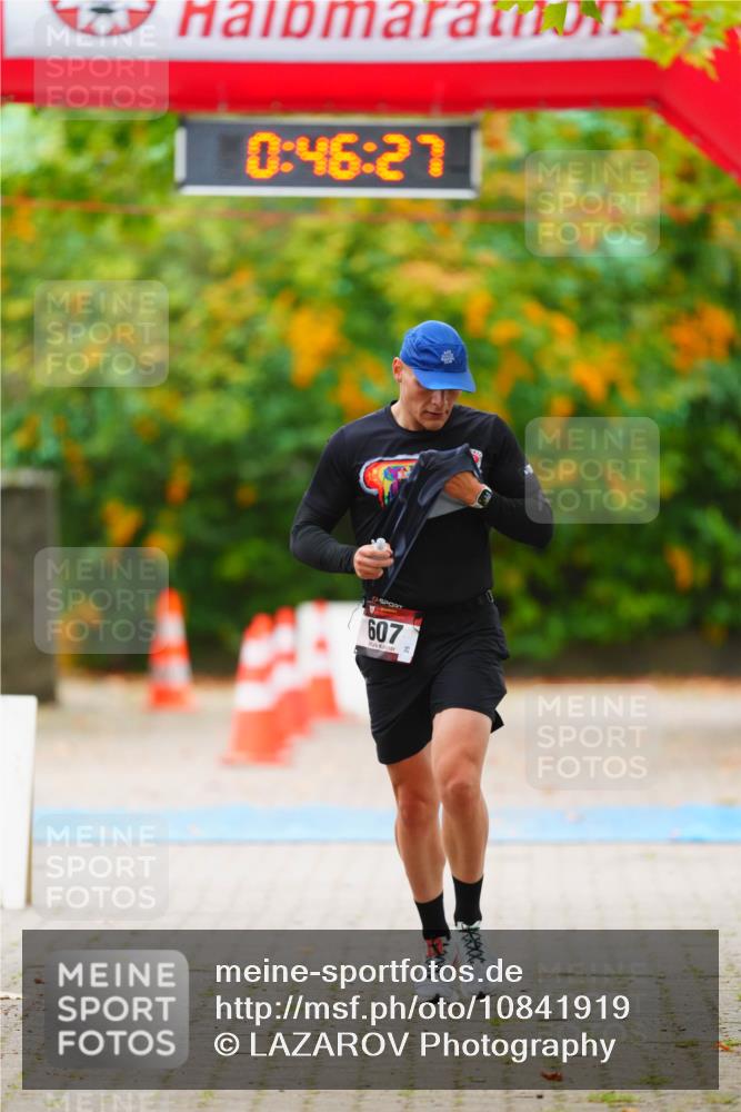 11.10.2026 - Bramfelder Halbmarathon 2026 LAZAROV Photography http://msf.ph/oto/10841919 11.10.2026 10:16:25 Laufen 0, 46, 27, 607 meine-sportfotos.de