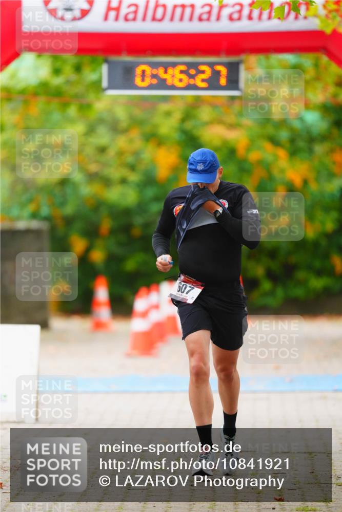 11.10.2026 - Bramfelder Halbmarathon 2026 LAZAROV Photography http://msf.ph/oto/10841921 11.10.2026 10:16:25 Laufen 0, 46, 27, 607 meine-sportfotos.de