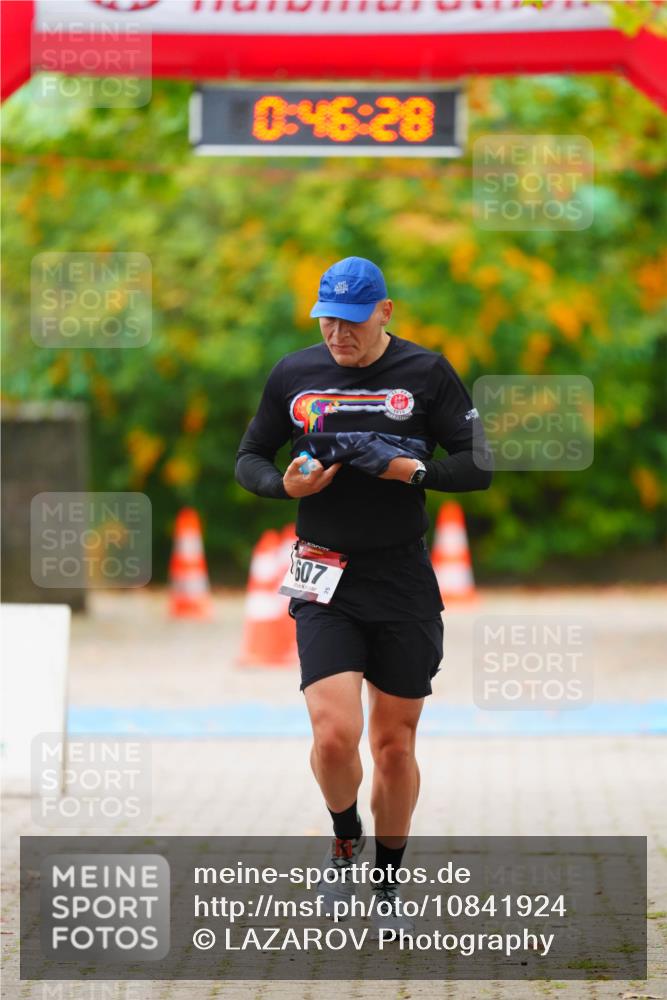 11.10.2026 - Bramfelder Halbmarathon 2026 LAZAROV Photography http://msf.ph/oto/10841924 11.10.2026 10:16:26 Laufen 0, 46, 28, 607 meine-sportfotos.de