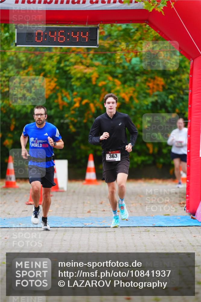 11.10.2026 - Bramfelder Halbmarathon 2026 LAZAROV Photography http://msf.ph/oto/10841937 11.10.2026 10:16:41 Laufen 363, 9 meine-sportfotos.de