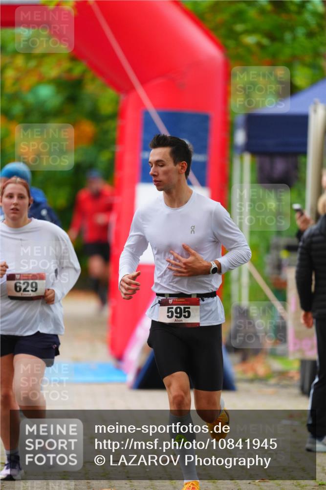 11.10.2026 - Bramfelder Halbmarathon 2026 LAZAROV Photography http://msf.ph/oto/10841945 11.10.2026 10:17:01 Laufen 629, 595 meine-sportfotos.de