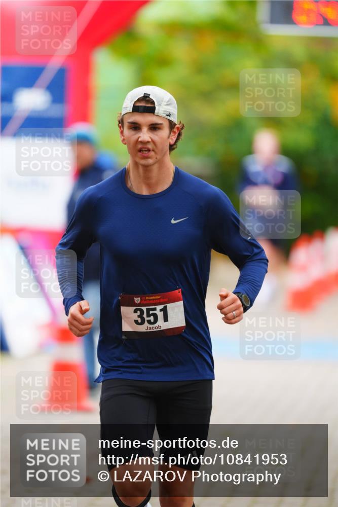 11.10.2026 - Bramfelder Halbmarathon 2026 LAZAROV Photography http://msf.ph/oto/10841953 11.10.2026 10:17:04 Laufen 35, 351 meine-sportfotos.de