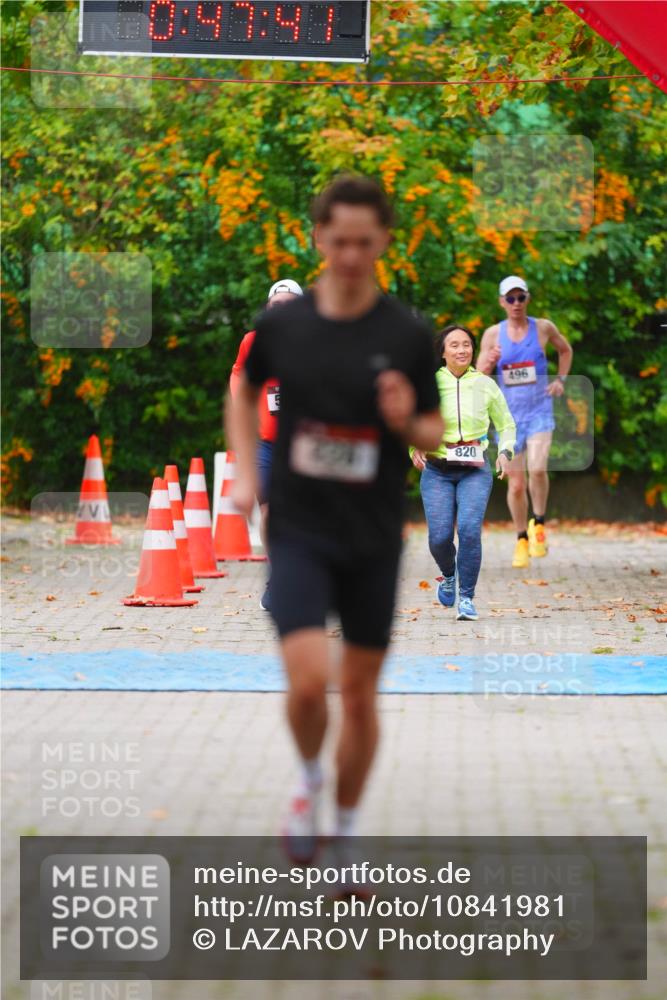 11.10.2026 - Bramfelder Halbmarathon 2026 LAZAROV Photography http://msf.ph/oto/10841981 11.10.2026 10:17:38 Laufen 820, 496 meine-sportfotos.de