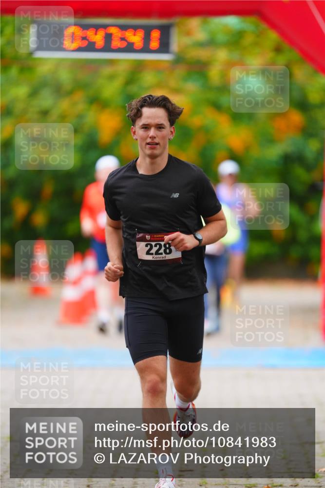 11.10.2026 - Bramfelder Halbmarathon 2026 LAZAROV Photography http://msf.ph/oto/10841983 11.10.2026 10:17:39 Laufen 04741, 228 meine-sportfotos.de