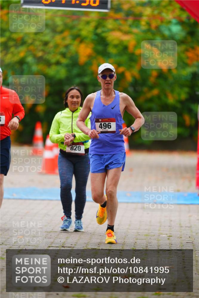 11.10.2026 - Bramfelder Halbmarathon 2026 LAZAROV Photography http://msf.ph/oto/10841995 11.10.2026 10:17:48 Laufen 820, 496 meine-sportfotos.de