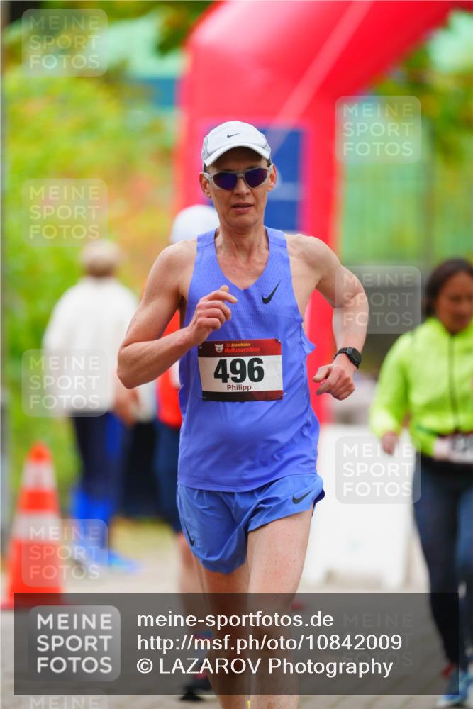 11.10.2026 - Bramfelder Halbmarathon 2026 LAZAROV Photography http://msf.ph/oto/10842009 11.10.2026 10:17:51 Laufen 35, 496 meine-sportfotos.de