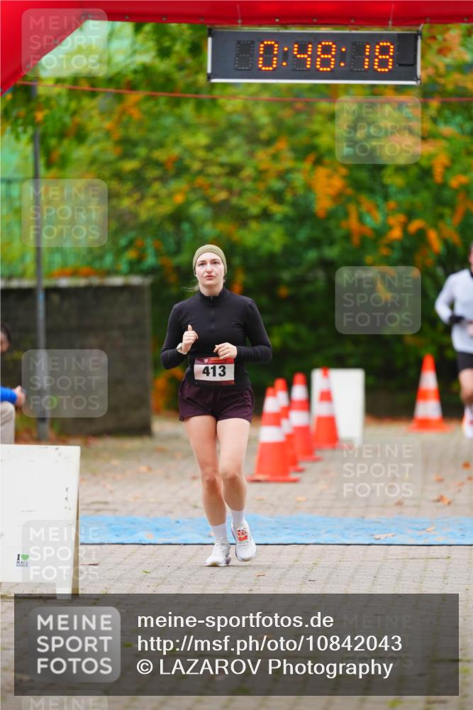 11.10.2026 - Bramfelder Halbmarathon 2026 LAZAROV Photography http://msf.ph/oto/10842043 11.10.2026 10:18:16 Laufen 413, 0, 48, 18 meine-sportfotos.de