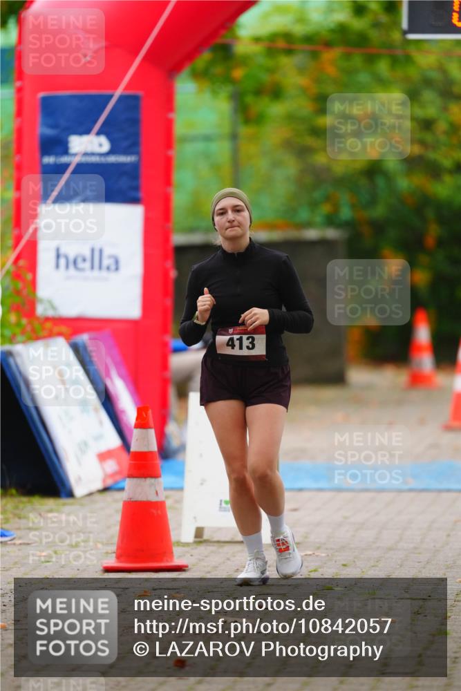 11.10.2026 - Bramfelder Halbmarathon 2026 LAZAROV Photography http://msf.ph/oto/10842057 11.10.2026 10:18:20 Laufen 413 meine-sportfotos.de