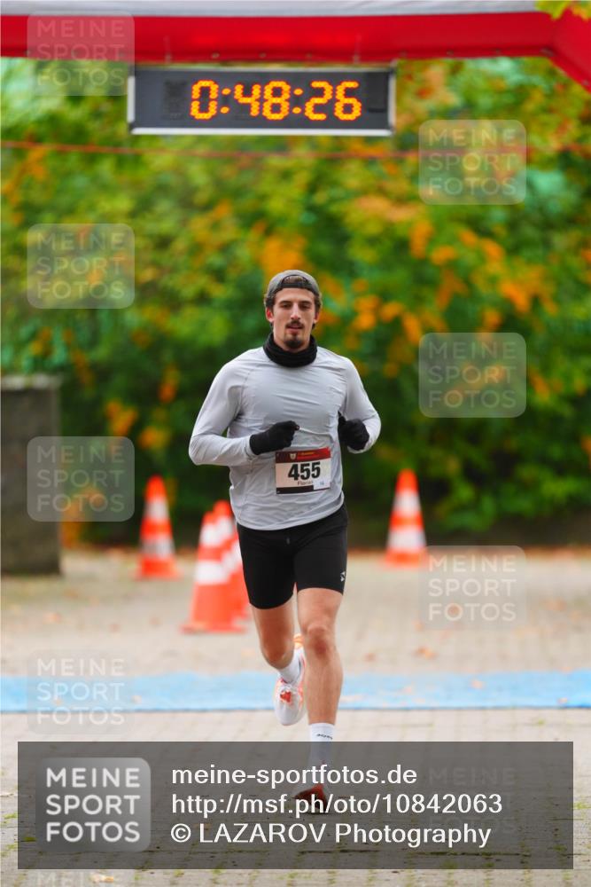 11.10.2026 - Bramfelder Halbmarathon 2026 LAZAROV Photography http://msf.ph/oto/10842063 11.10.2026 10:18:24 Laufen 0, 48, 26, 455, 16 meine-sportfotos.de