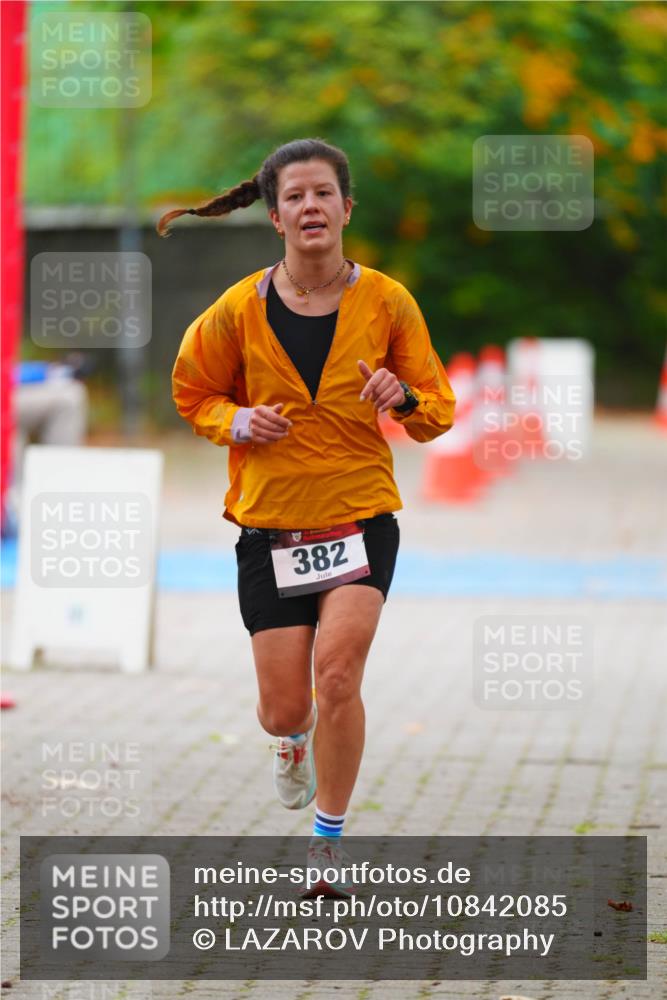 11.10.2026 - Bramfelder Halbmarathon 2026 LAZAROV Photography http://msf.ph/oto/10842085 11.10.2026 10:18:42 Laufen 382 meine-sportfotos.de