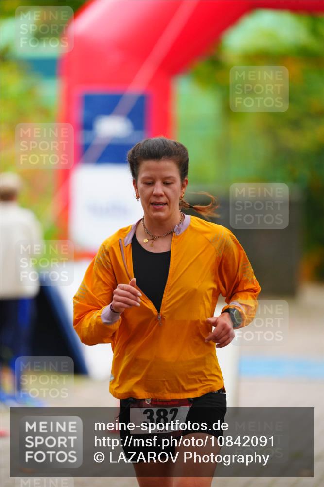 11.10.2026 - Bramfelder Halbmarathon 2026 LAZAROV Photography http://msf.ph/oto/10842091 11.10.2026 10:18:44 Laufen 382 meine-sportfotos.de