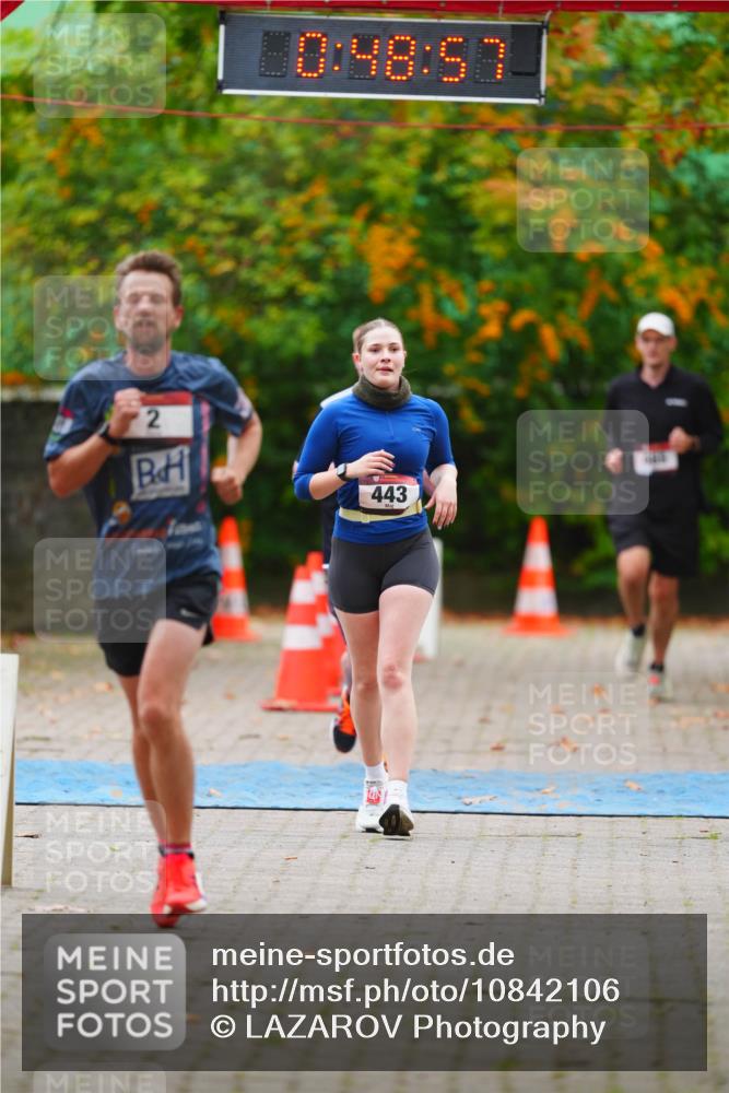 11.10.2026 - Bramfelder Halbmarathon 2026 LAZAROV Photography http://msf.ph/oto/10842106 11.10.2026 10:18:55 Laufen 0, 48, 57, 2, 443 meine-sportfotos.de