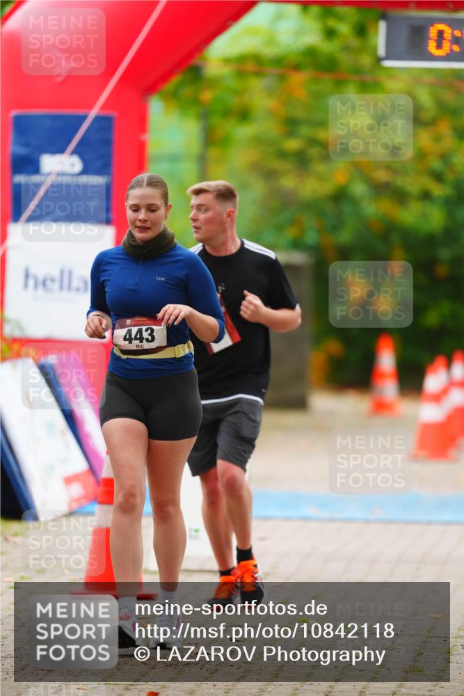 11.10.2026 - Bramfelder Halbmarathon 2026 LAZAROV Photography http://msf.ph/oto/10842118 11.10.2026 10:19:01 Laufen 443, 800, 000, 0 meine-sportfotos.de
