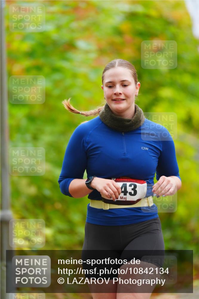 11.10.2026 - Bramfelder Halbmarathon 2026 LAZAROV Photography http://msf.ph/oto/10842134 11.10.2026 10:19:06 Laufen 43 meine-sportfotos.de