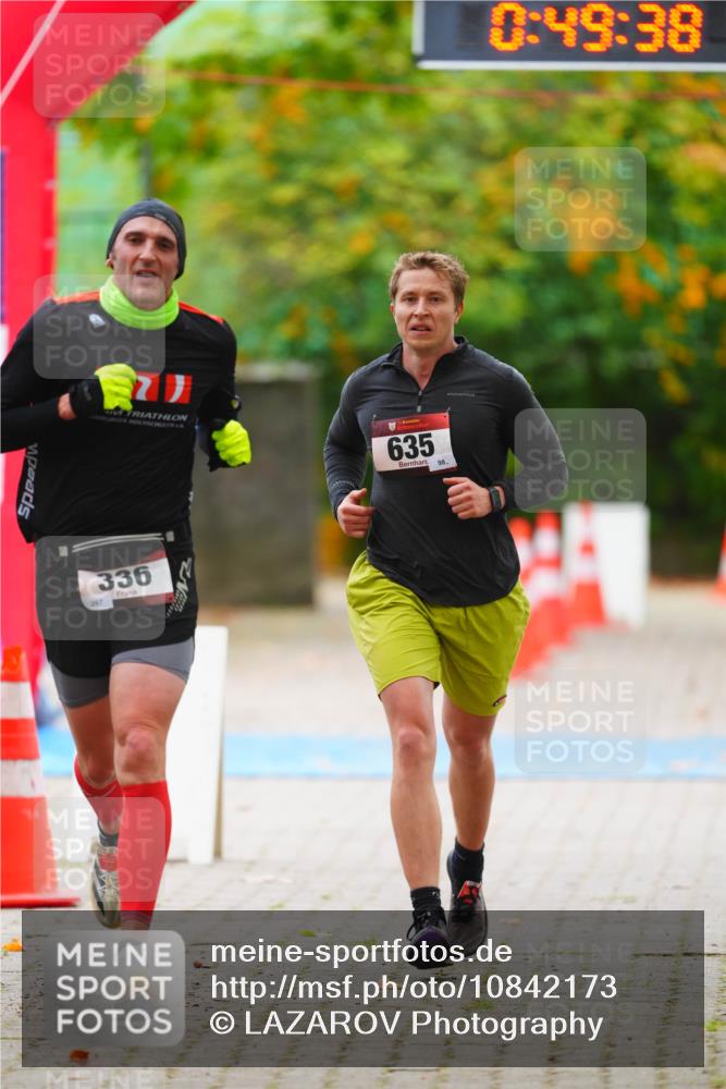11.10.2026 - Bramfelder Halbmarathon 2026 LAZAROV Photography http://msf.ph/oto/10842173 11.10.2026 10:19:36 Laufen 267, 635, 98, 336, 0, 49, 38 meine-sportfotos.de