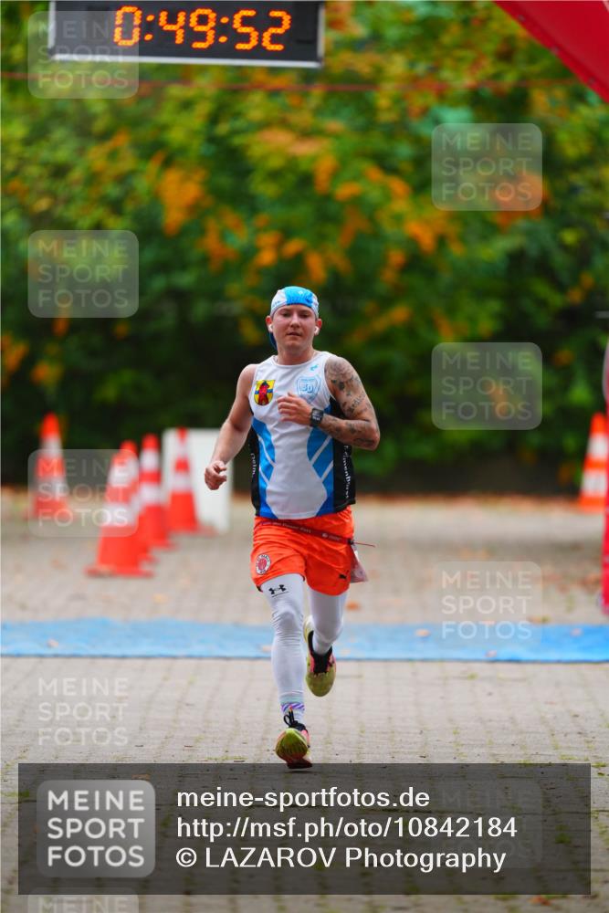 11.10.2026 - Bramfelder Halbmarathon 2026 LAZAROV Photography http://msf.ph/oto/10842184 11.10.2026 10:19:50 Laufen 0, 49, 52 meine-sportfotos.de