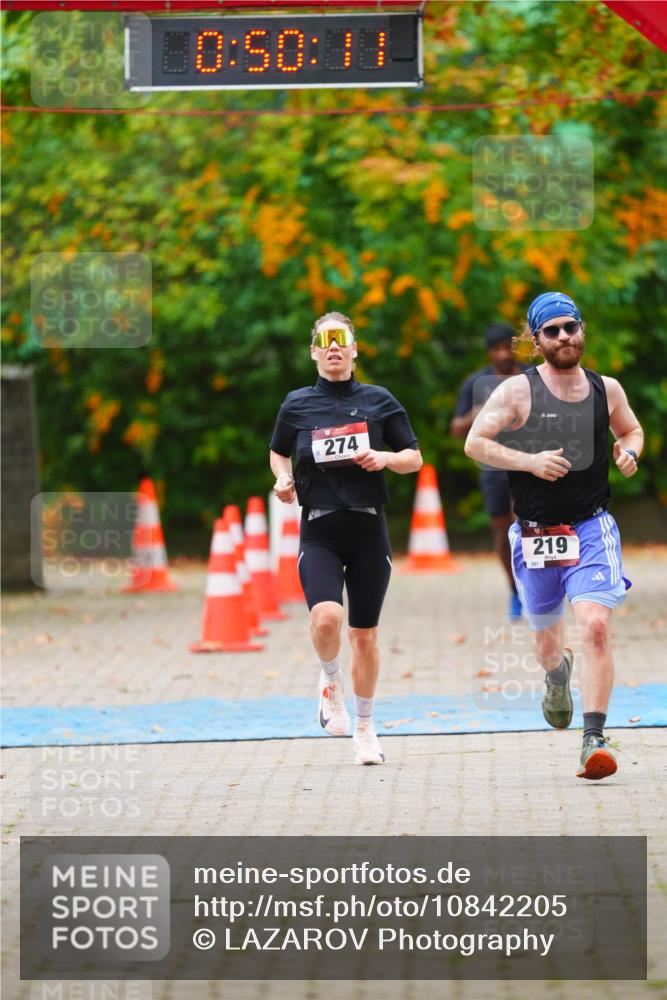 11.10.2026 - Bramfelder Halbmarathon 2026 LAZAROV Photography http://msf.ph/oto/10842205 11.10.2026 10:20:09 Laufen 0, 50, 11, 274, 219, 281 meine-sportfotos.de