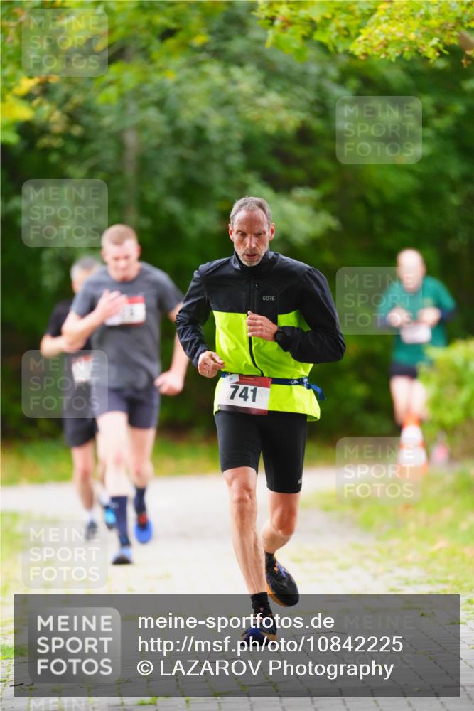 11.10.2026 - Bramfelder Halbmarathon 2026 LAZAROV Photography http://msf.ph/oto/10842225 11.10.2026 10:22:50 Laufen 741 meine-sportfotos.de