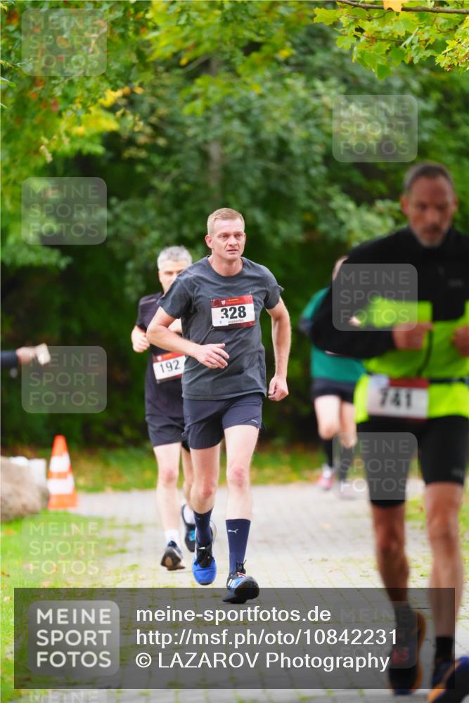 11.10.2026 - Bramfelder Halbmarathon 2026 LAZAROV Photography http://msf.ph/oto/10842231 11.10.2026 10:22:52 Laufen 192, 328, 741 meine-sportfotos.de