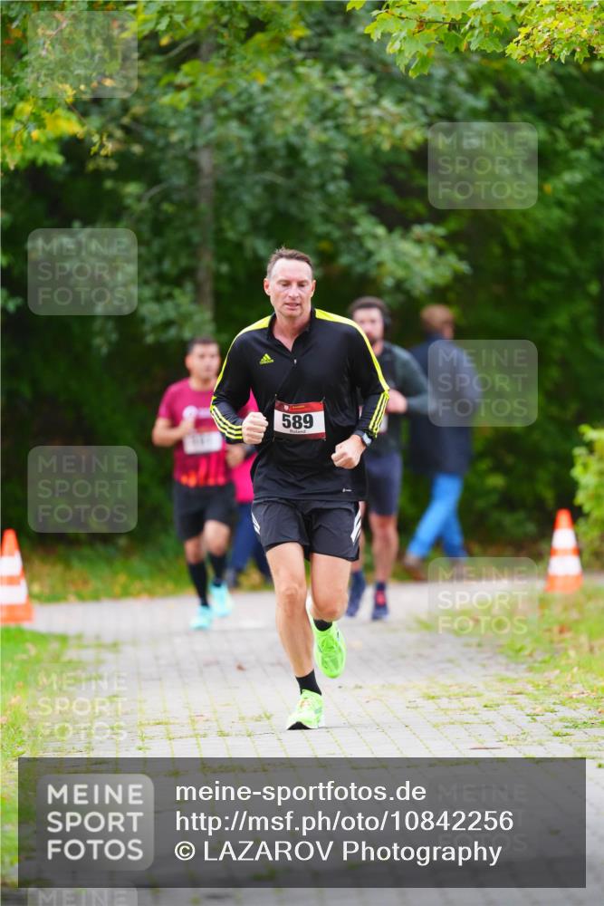 11.10.2026 - Bramfelder Halbmarathon 2026 LAZAROV Photography http://msf.ph/oto/10842256 11.10.2026 10:23:15 Laufen 589 meine-sportfotos.de