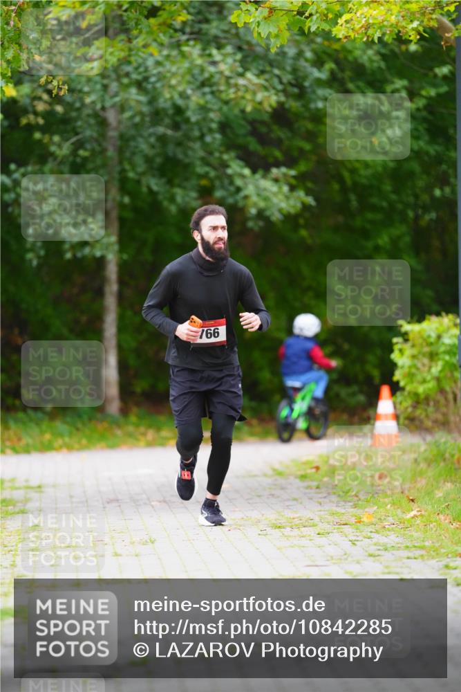 11.10.2026 - Bramfelder Halbmarathon 2026 LAZAROV Photography http://msf.ph/oto/10842285 11.10.2026 10:24:08 Laufen 766 meine-sportfotos.de