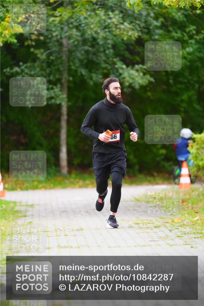 11.10.2026 - Bramfelder Halbmarathon 2026 LAZAROV Photography http://msf.ph/oto/10842287 11.10.2026 10:24:09 Laufen 99 meine-sportfotos.de
