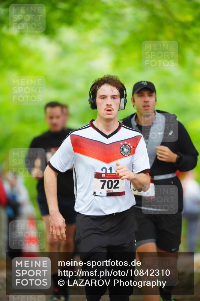 11.10.2026 - Bramfelder Halbmarathon 2026 LAZAROV Photography http://msf.ph/oto/10842310 11.10.2026 10:26:23 Laufen 31, 35, 702, 6 meine-sportfotos.de