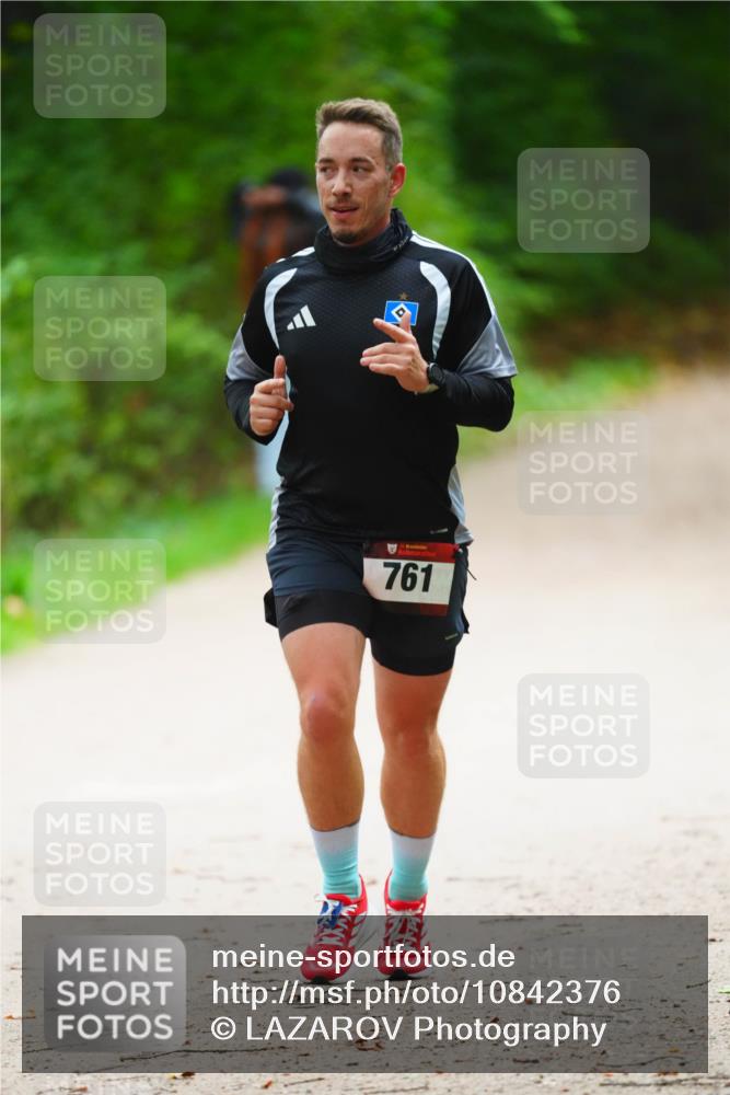 11.10.2026 - Bramfelder Halbmarathon 2026 LAZAROV Photography http://msf.ph/oto/10842376 11.10.2026 10:28:02 Laufen 761 meine-sportfotos.de