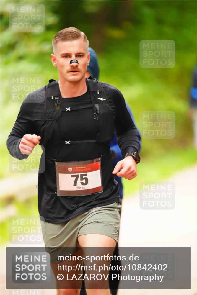11.10.2026 - Bramfelder Halbmarathon 2026 LAZAROV Photography http://msf.ph/oto/10842402 11.10.2026 10:29:03 Laufen 259, 35, 75 meine-sportfotos.de