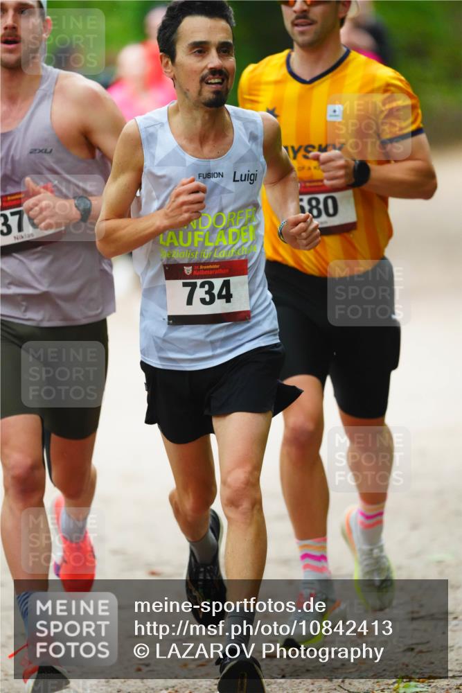 11.10.2026 - Bramfelder Halbmarathon 2026 LAZAROV Photography http://msf.ph/oto/10842413 11.10.2026 10:29:20 Laufen 370, 35, 734, 80 meine-sportfotos.de
