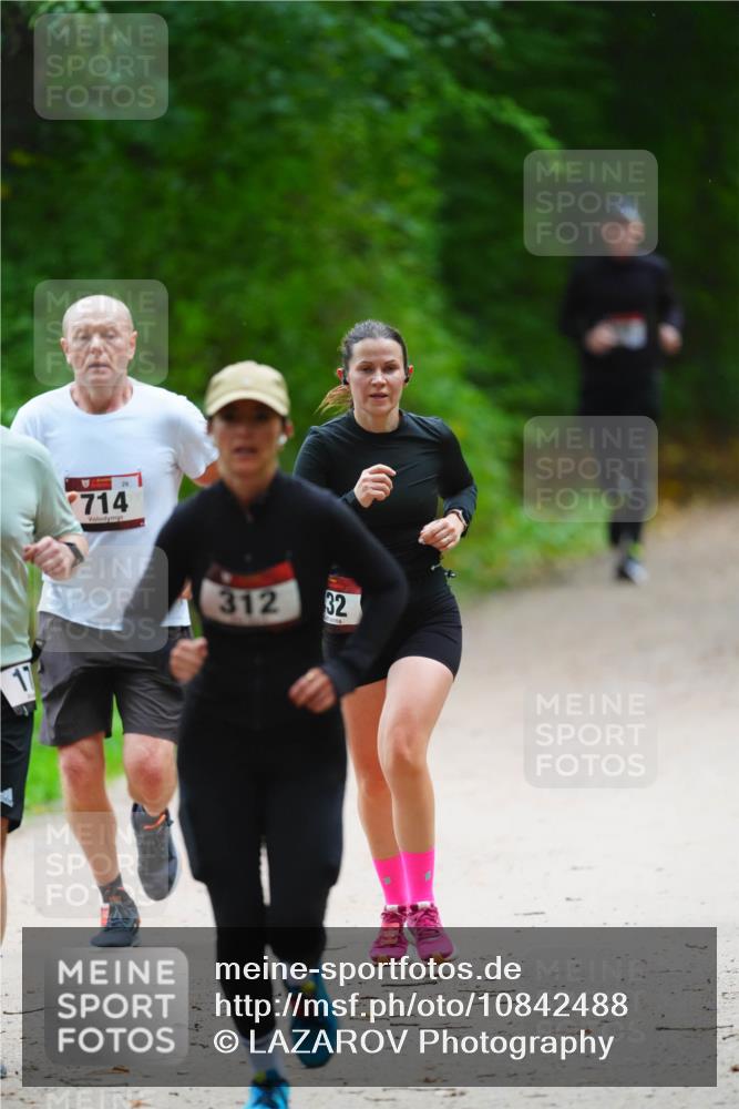 11.10.2026 - Bramfelder Halbmarathon 2026 LAZAROV Photography http://msf.ph/oto/10842488 11.10.2026 10:30:47 Laufen 17, 26, 714, 312, 32 meine-sportfotos.de