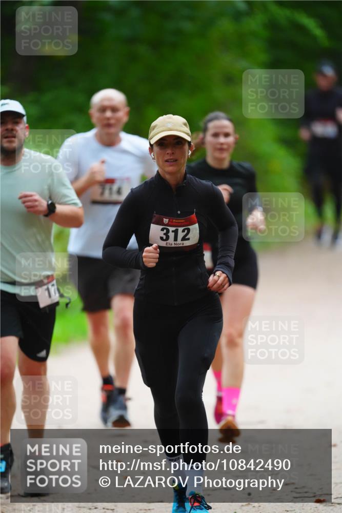 11.10.2026 - Bramfelder Halbmarathon 2026 LAZAROV Photography http://msf.ph/oto/10842490 11.10.2026 10:30:48 Laufen 17, 114, 312 meine-sportfotos.de