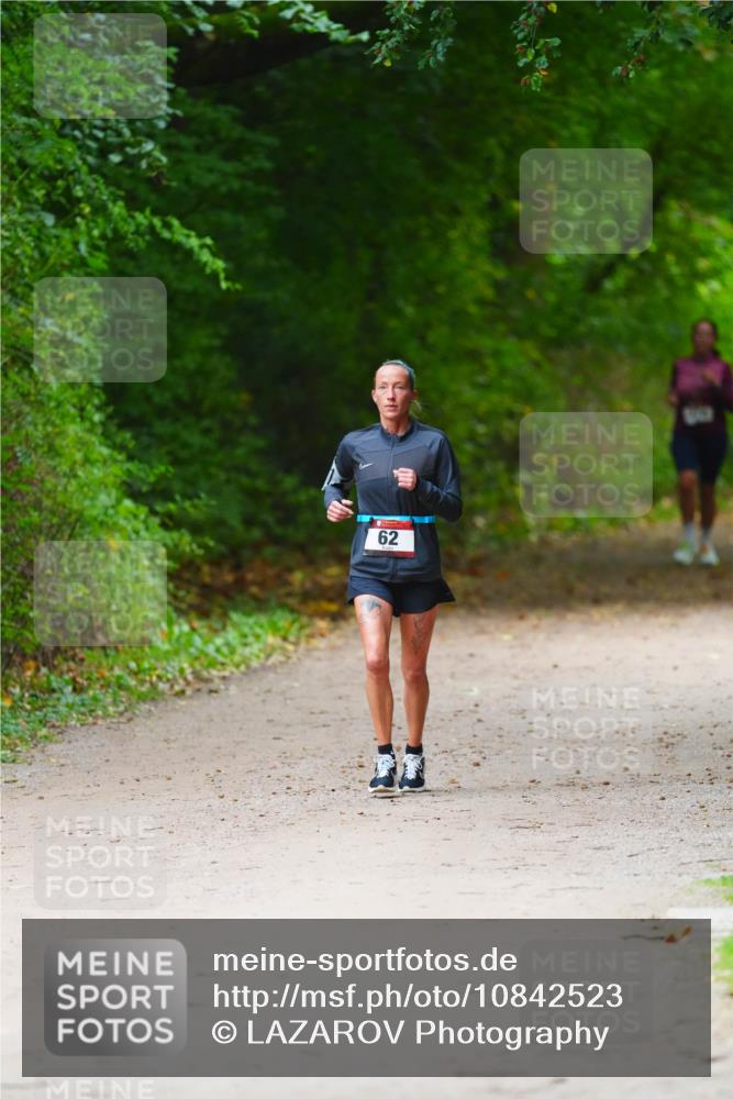 11.10.2026 - Bramfelder Halbmarathon 2026 LAZAROV Photography http://msf.ph/oto/10842523 11.10.2026 10:31:16 Laufen 62 meine-sportfotos.de